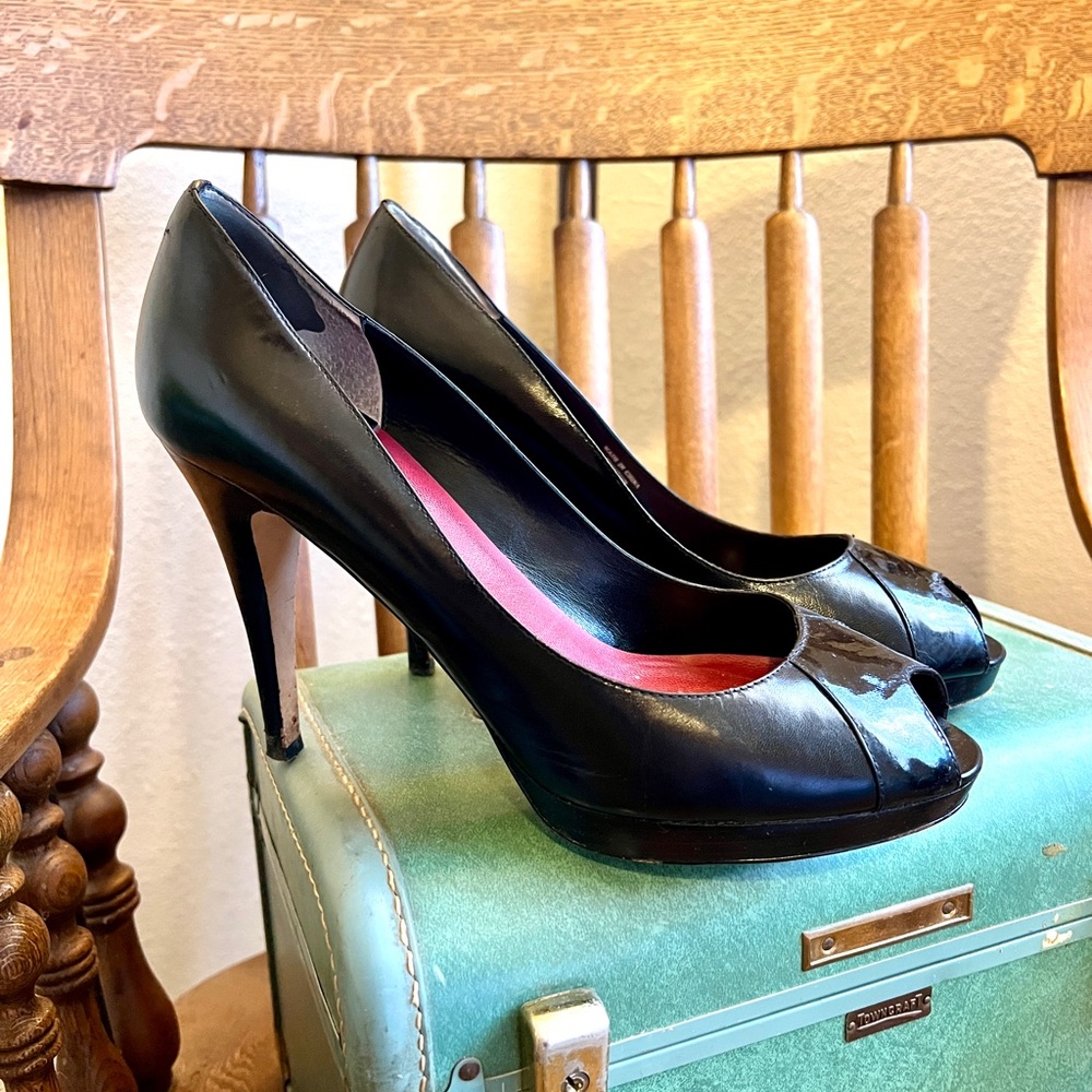 Max Studio Leather Peep Toe Pump - Black - Size 9.5